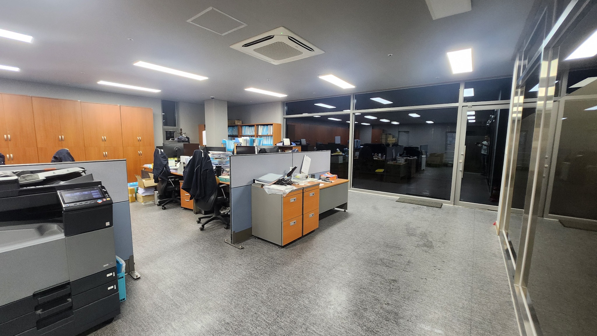 부산 영도구 청학2동 공장사무실정기청소 명륜클린 현장 사진 5